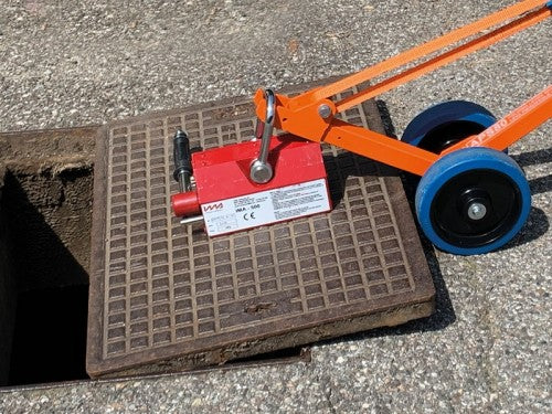 Italifters Mechanical Wing Clamps Manhole Cover Lifter