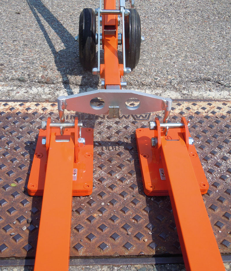 Italifters Connection Bridge Manhole Cover Lifter